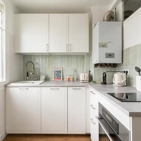 Joli Avec Garage Sur L'ile De Lägenhet Nantes
